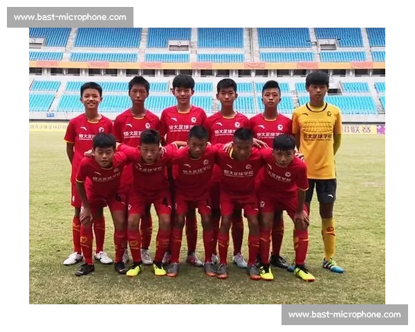 中青赛 U13 决赛首回合:恒大足校 2-1 浙江 14 日决战定冠 中青赛 U13 决赛首回合:恒大足校 2-1 浙江 14 日决战定冠