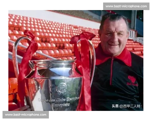 国际足联总监温格探访曼城世俱杯训练营 传奇教头与瓜帅师徒重逢掀热议