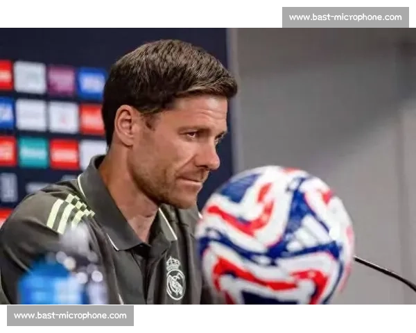 阿隆索试验阿拉巴中场角色，皇马或开启战术新篇章